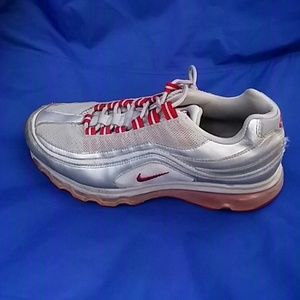 Nike Air Max Silver & Red size 7 (kids/men)